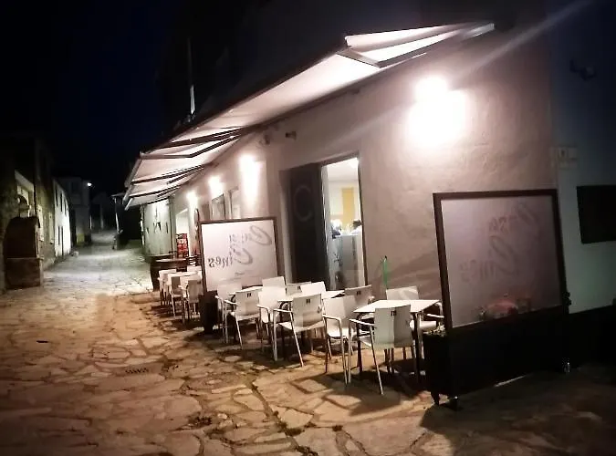 Pensionat Casa Cines 3*